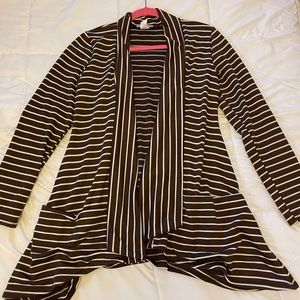 Brown & white knit cardigan, huge pockets, perfect layering piece for fall, EUC